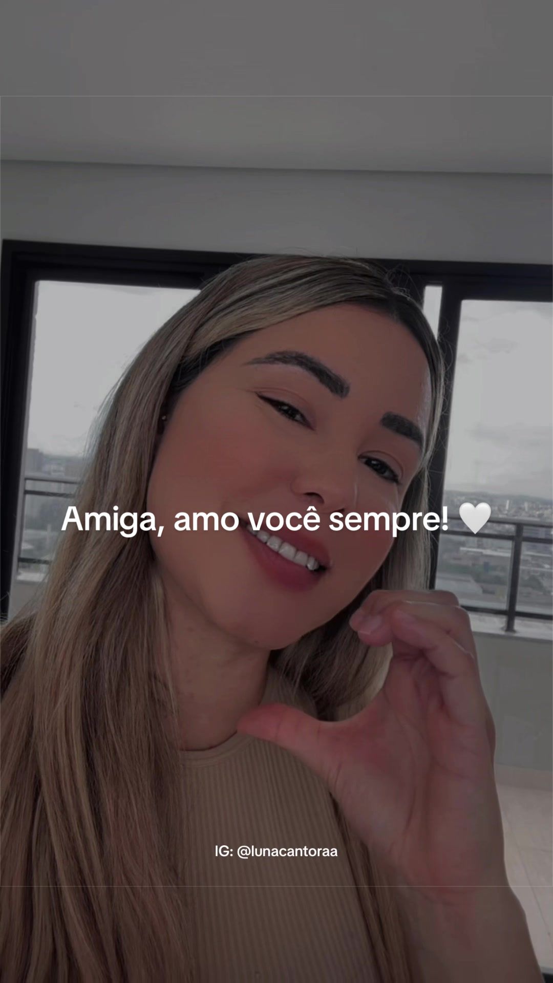 @Luna