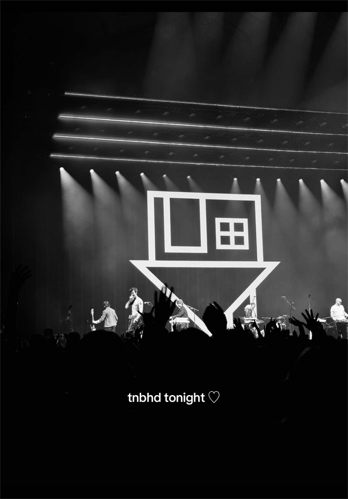 @elisha anto ♡