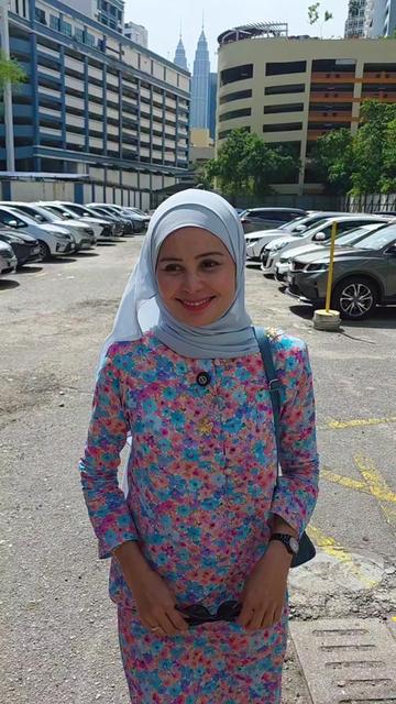 @Cik Roses 🌹