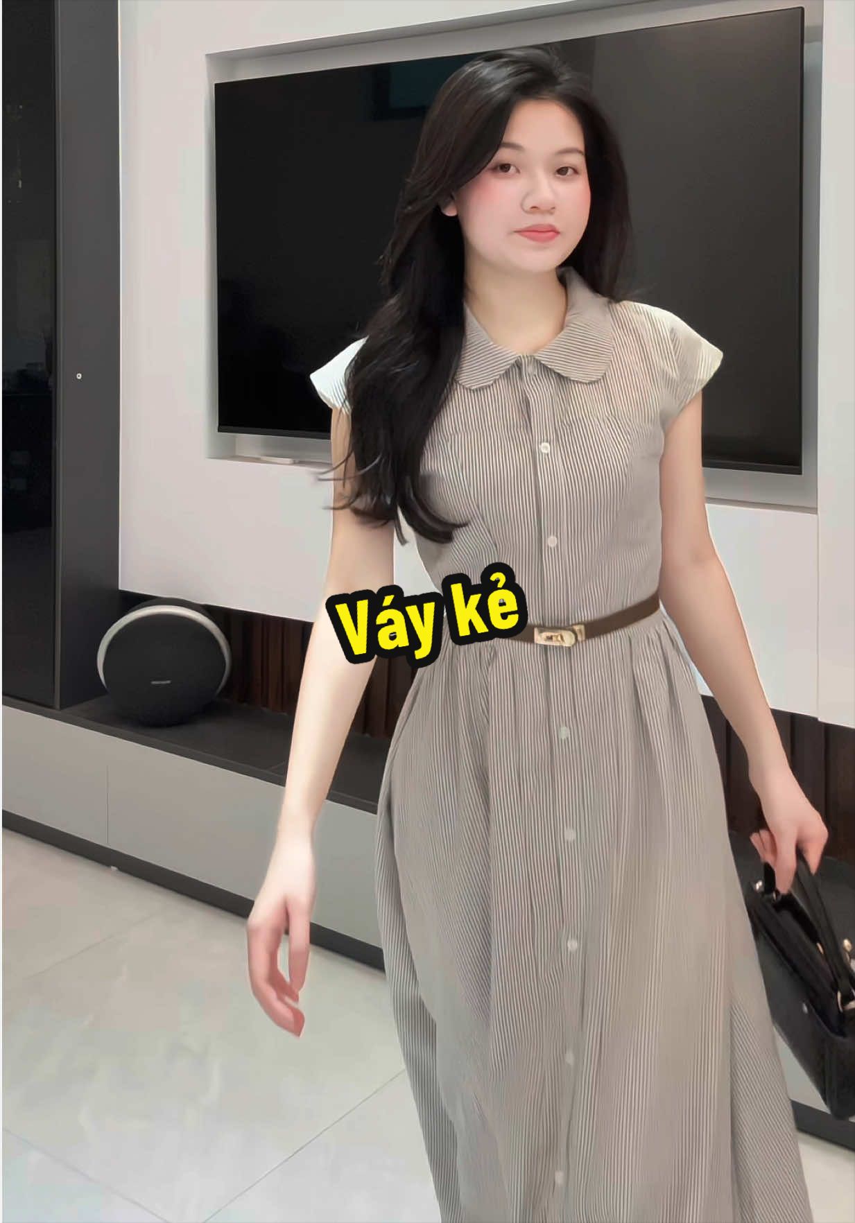 @Hằng t&uacute;n 👻
