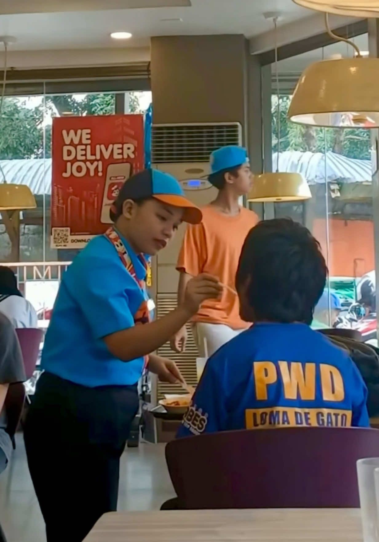 @Jollibee