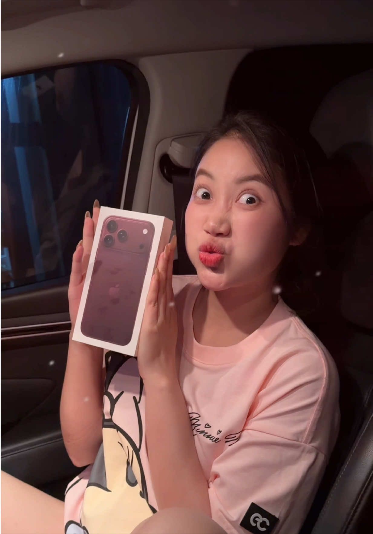 @Ch&uacute; Tư