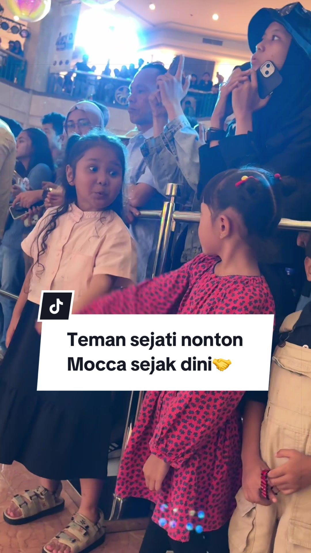 @Mocca