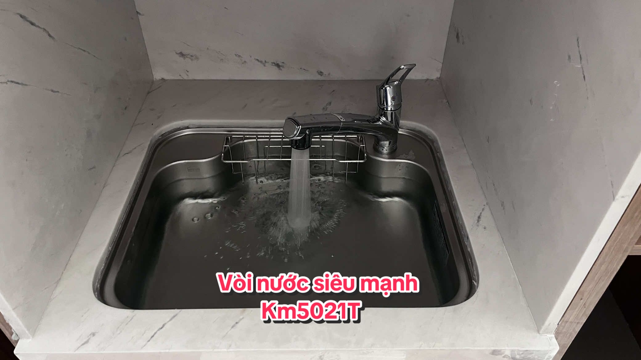 @HUGA
