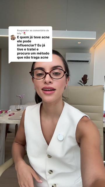 @Dra Julia Vasconcellos