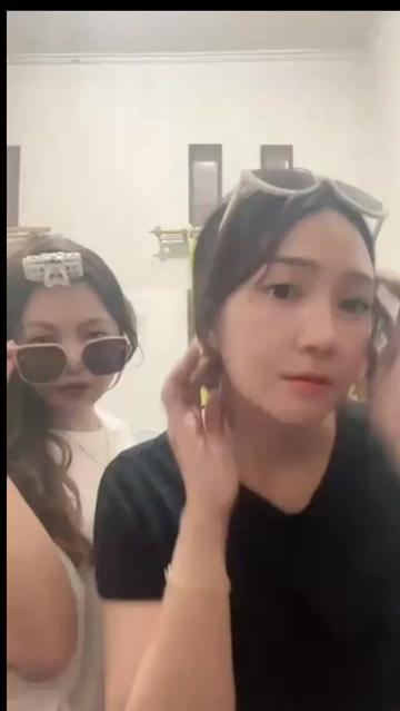 @ツツジ