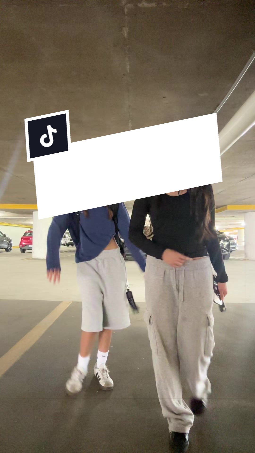 @𝐣