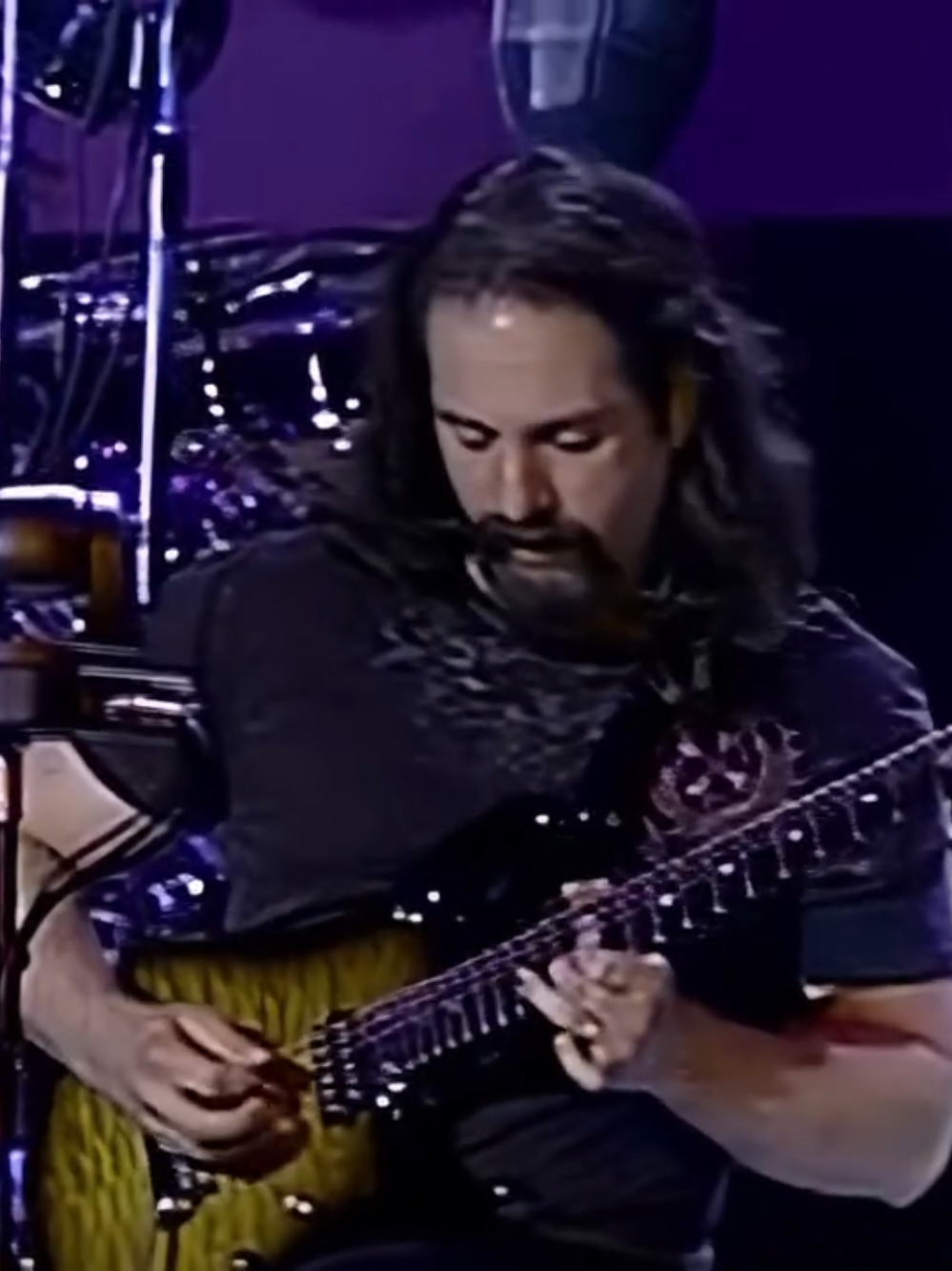 @Caf&eacute;ComHeavyMetal ☕️🎸