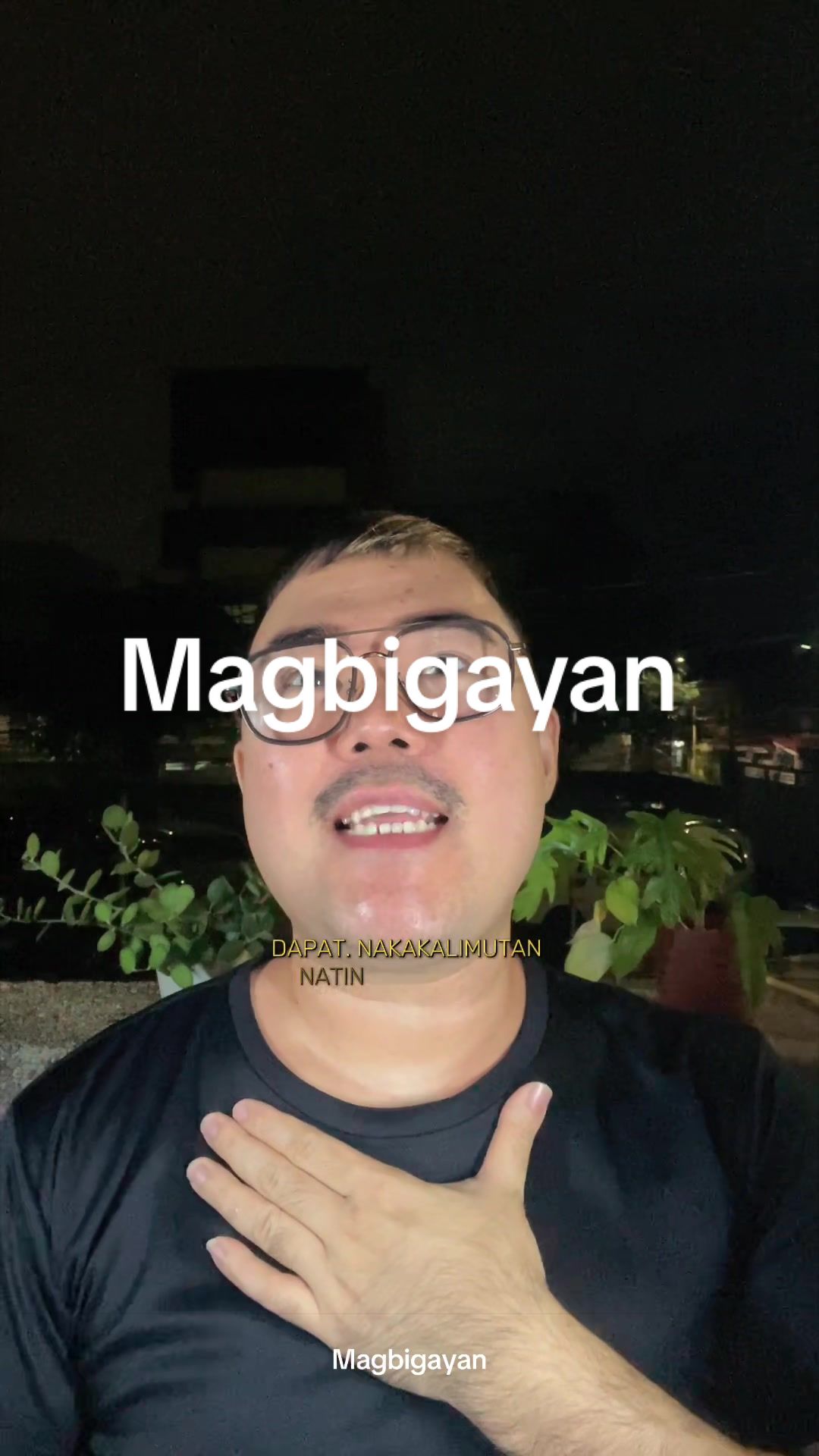 @walkwithmackey