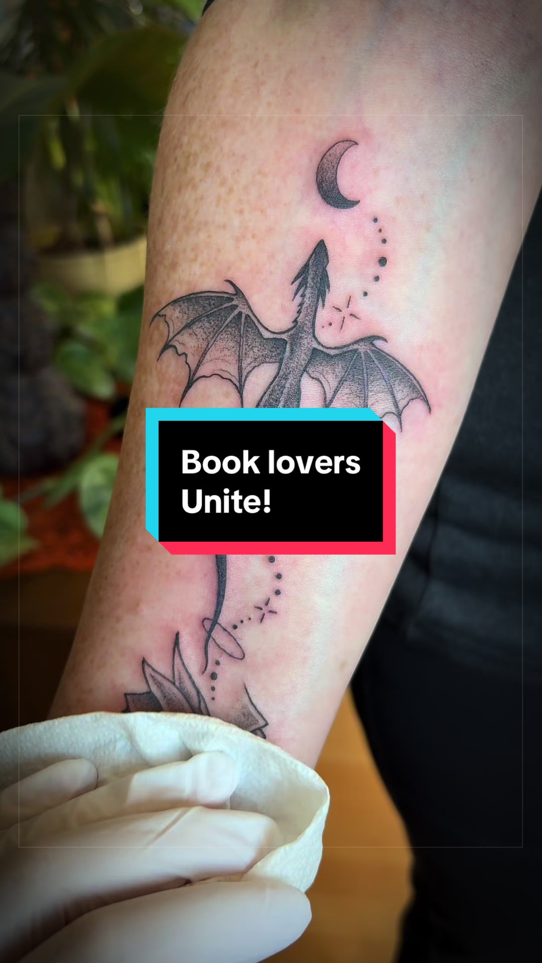 @8 TRACK TATTOO