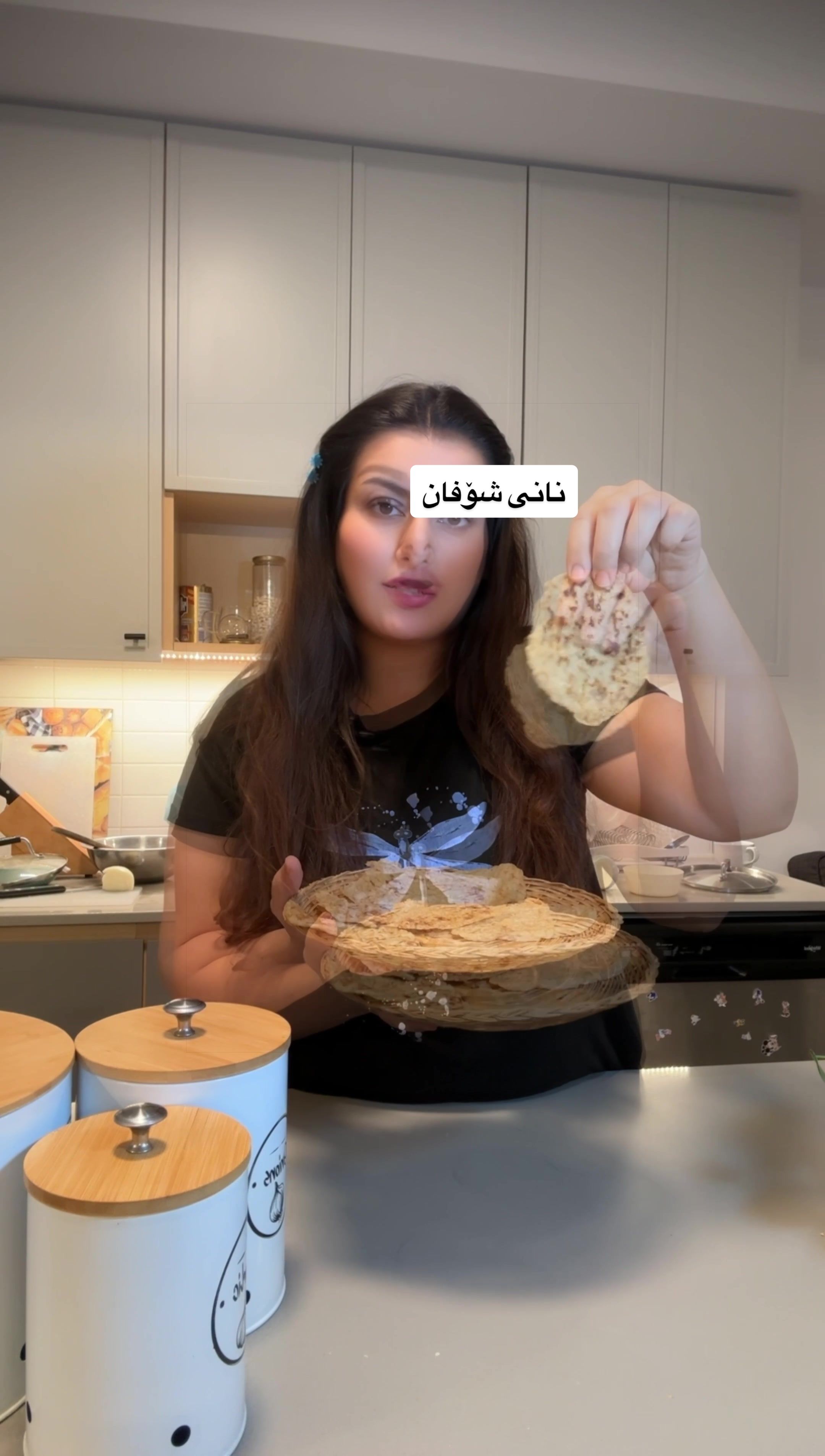 @zhella_Aziz