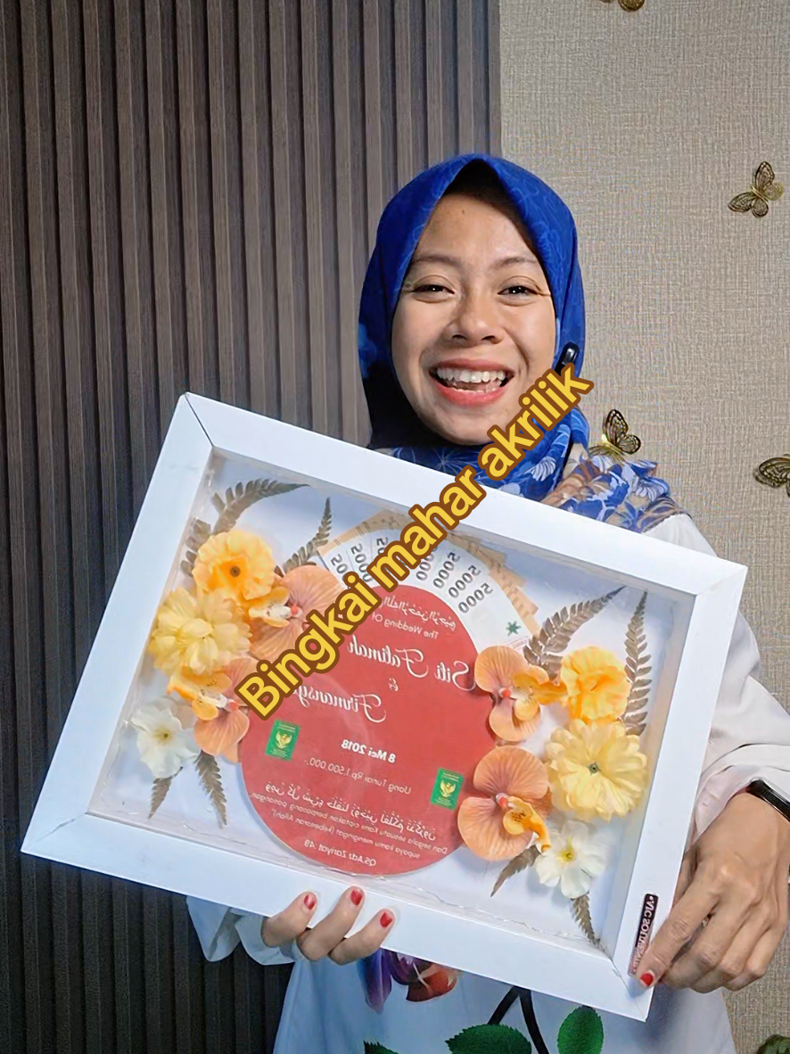 @Siti Fatimah|Gift Box