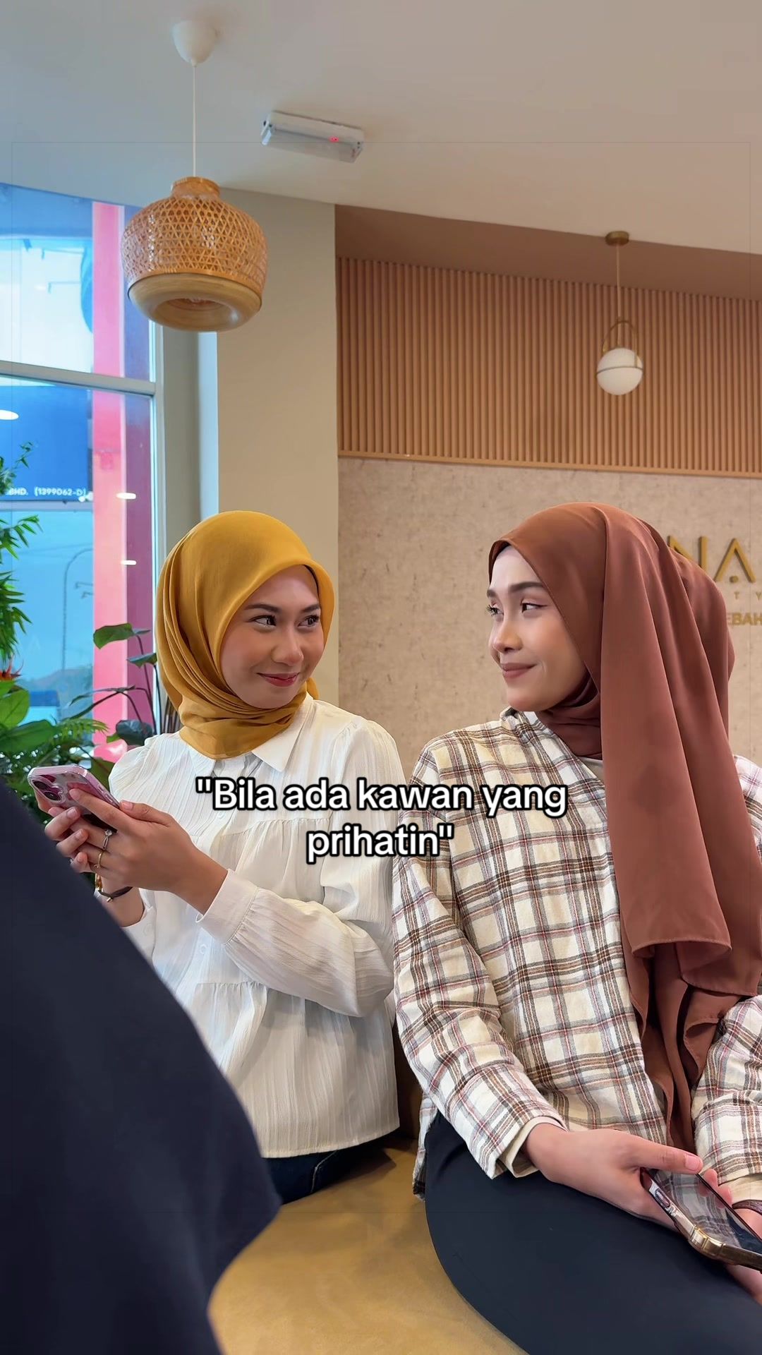 @AINAA