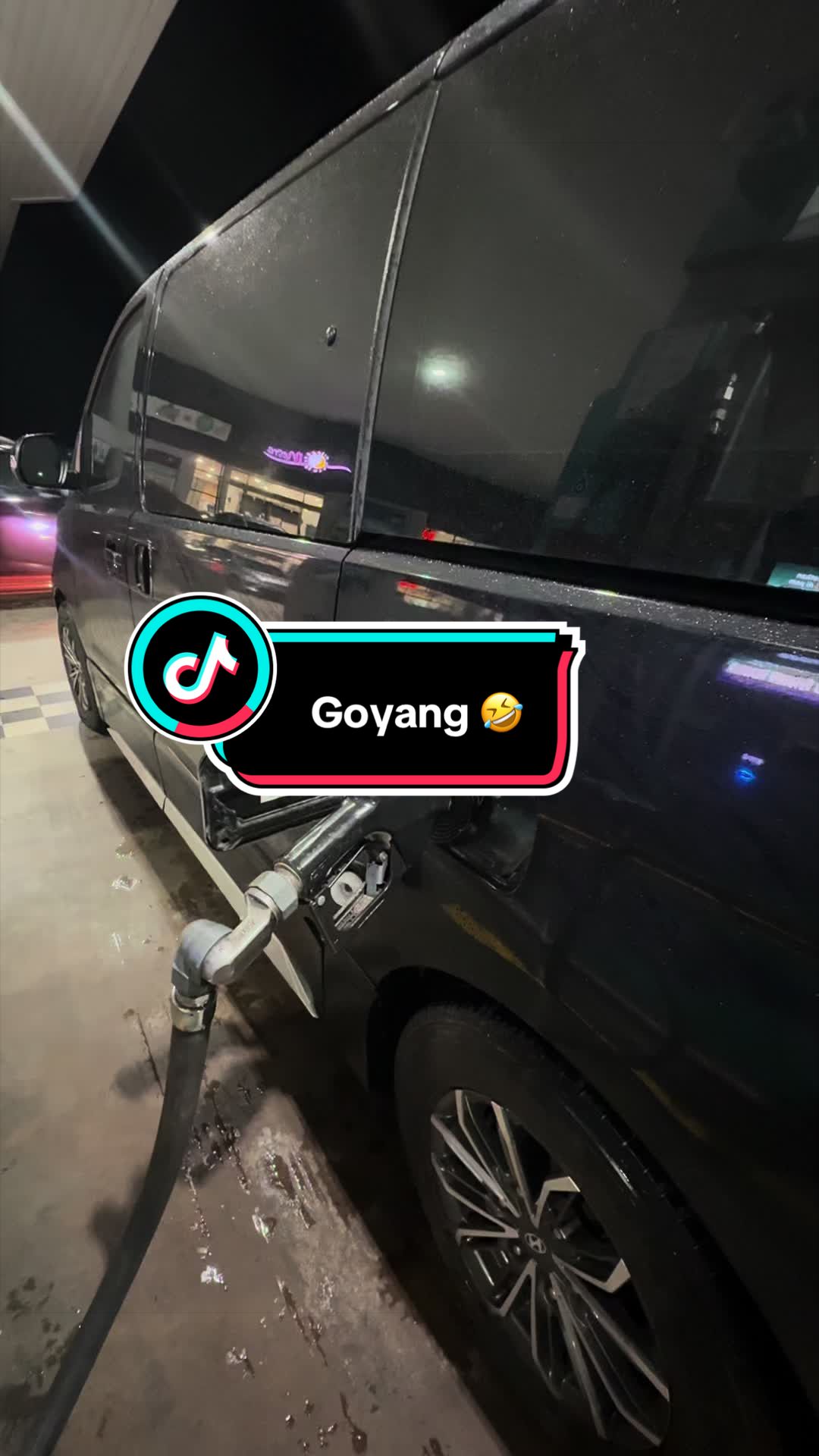 @YourDreamTourLeader