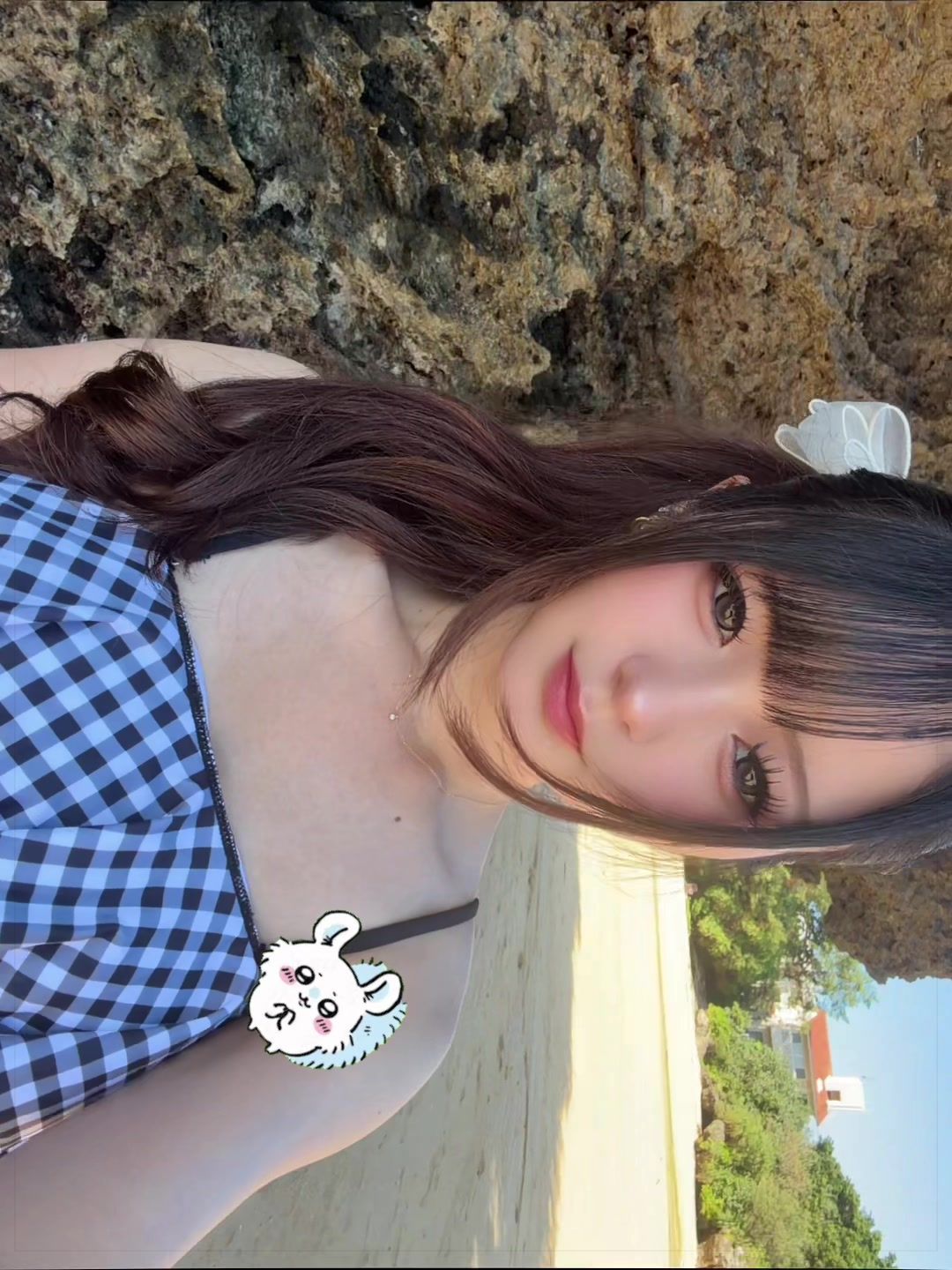 @にこ