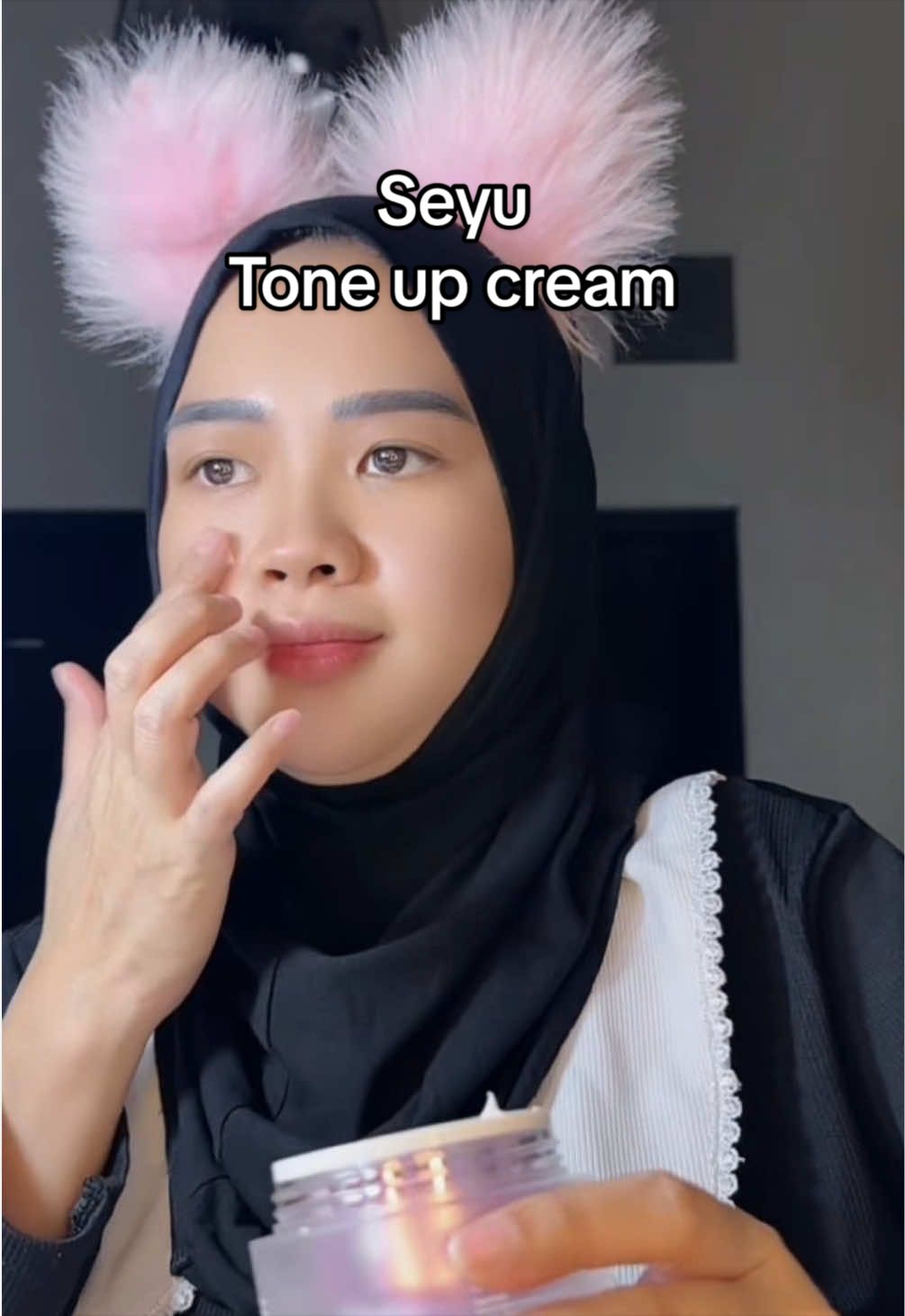 @EkaNis14