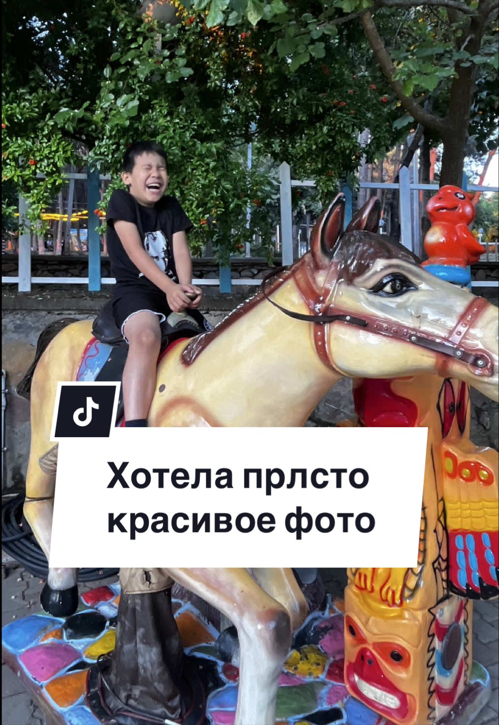 @Elvera