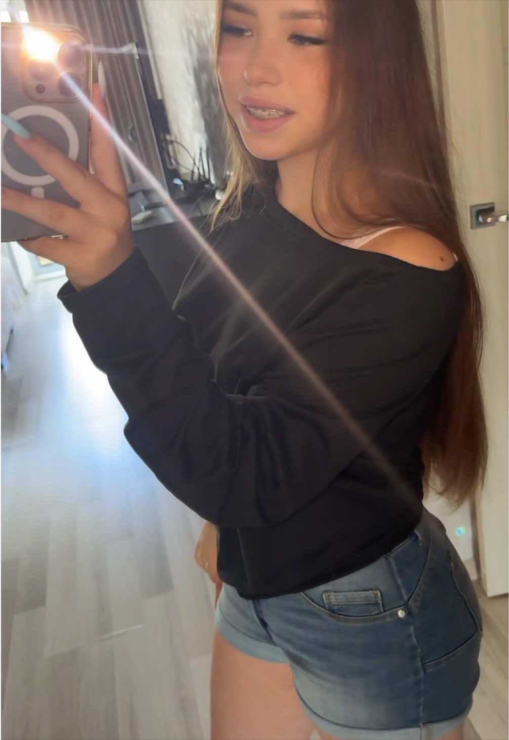 @Лемурова