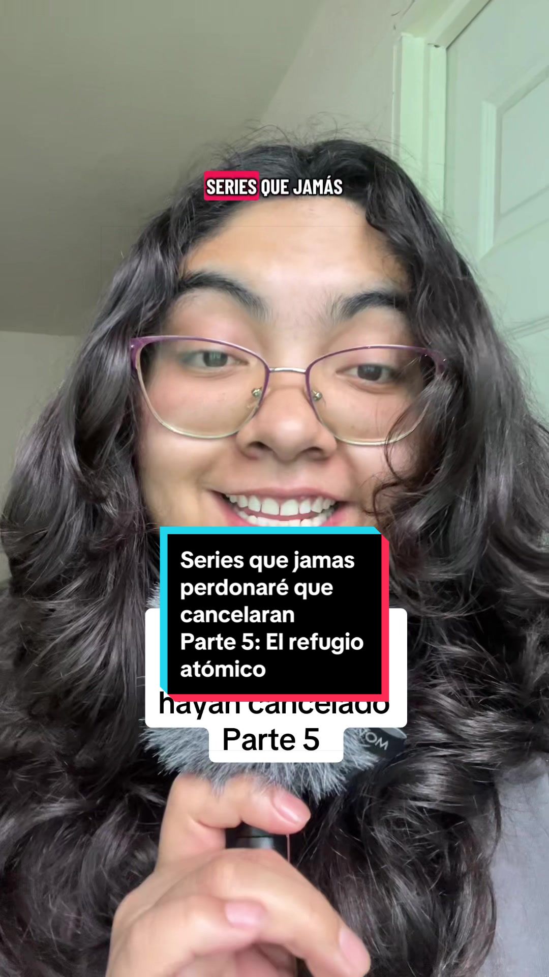 @Hablemos de series y más