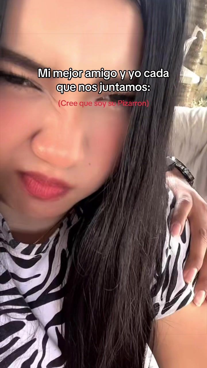 @:3