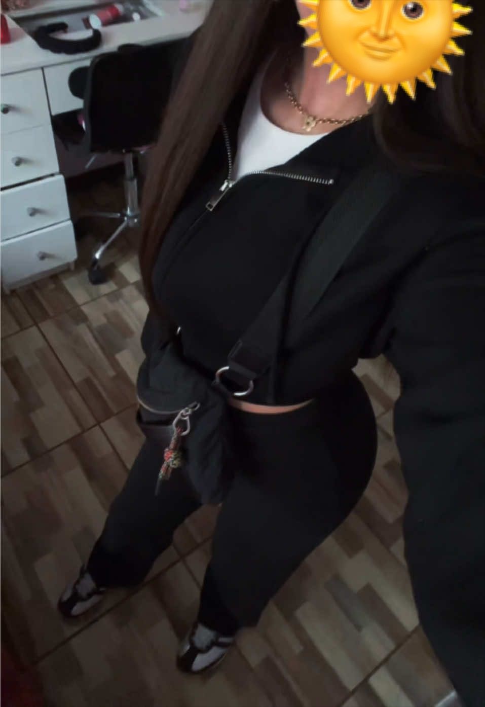 @🪩