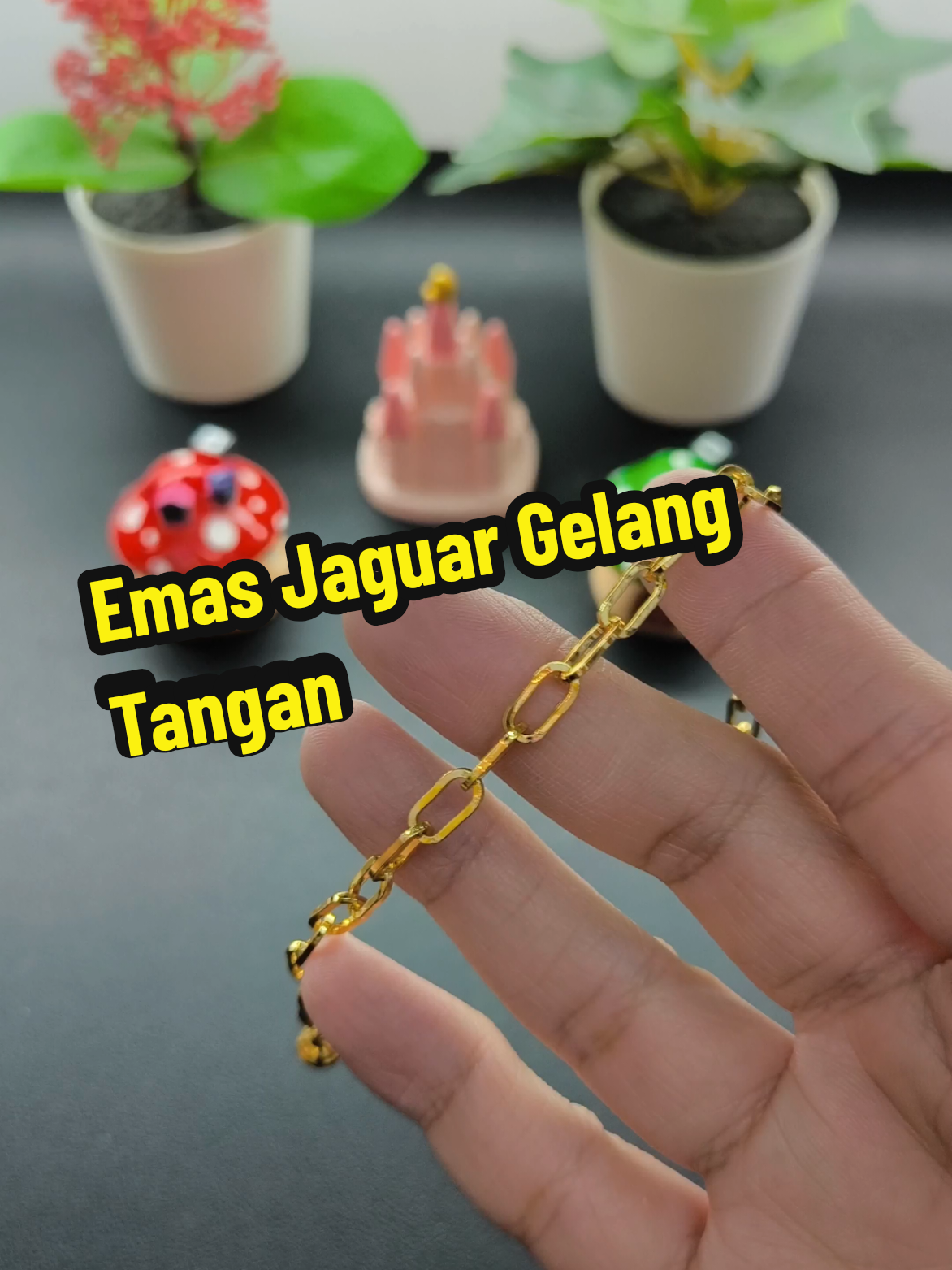 @FashionForUshop