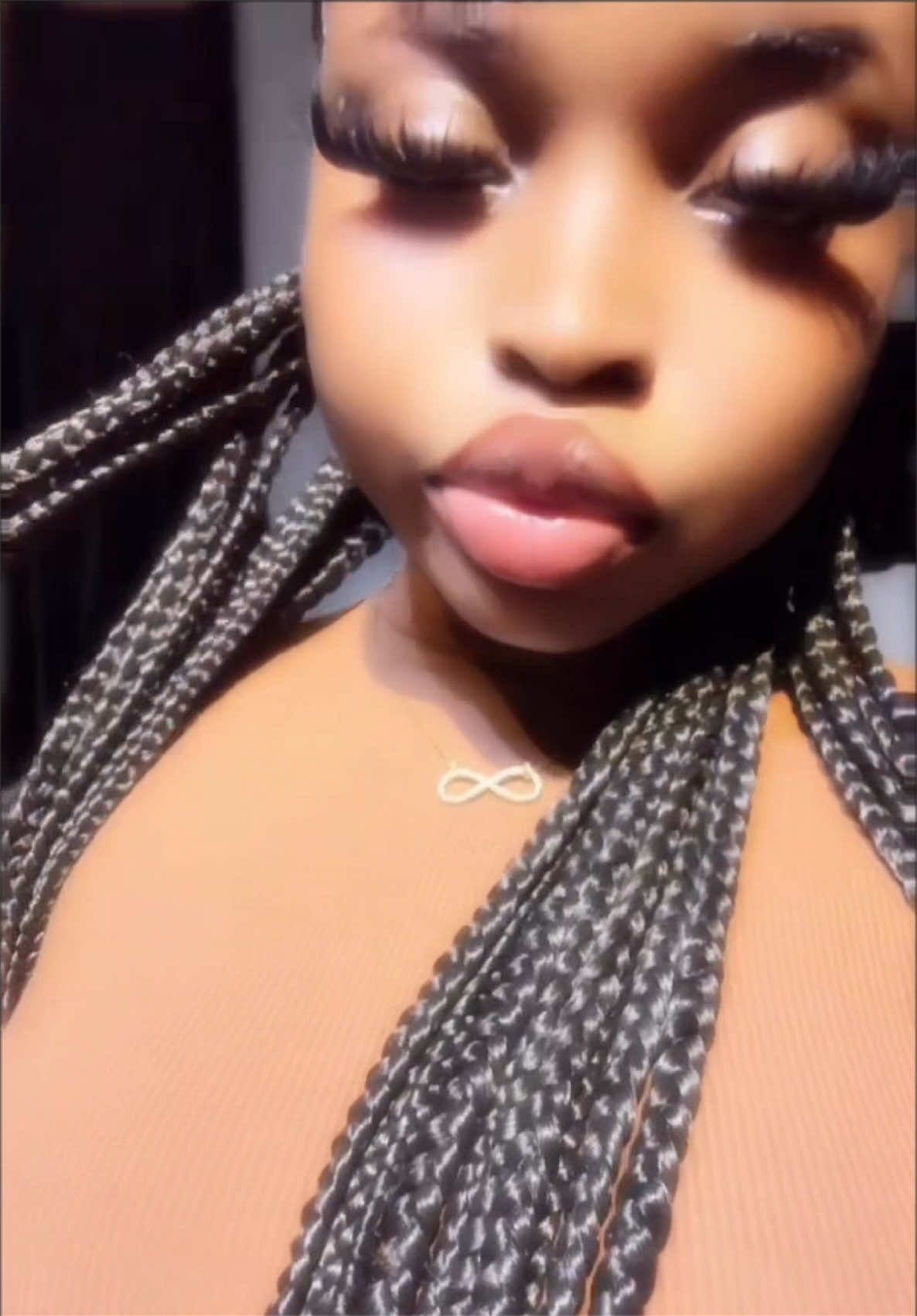 @Senorita 🧸