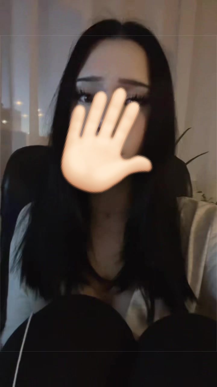 @v11nilova