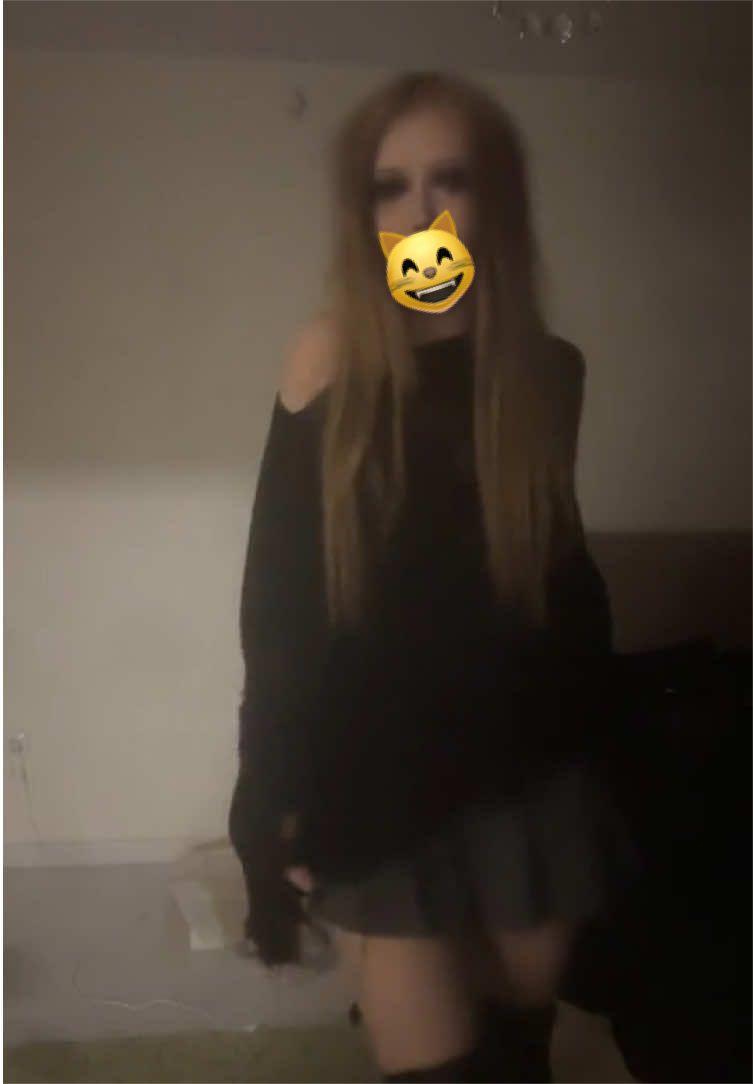 @🦄