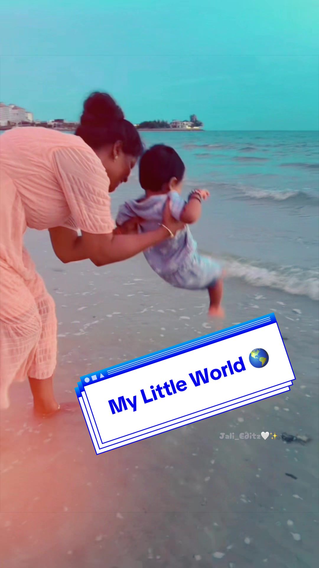 @யாழினி