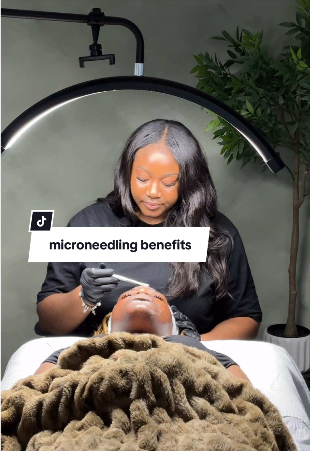 @MONTREAL SKINCARE SPECIALIST