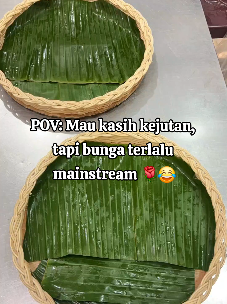 @Mbak Mel si Owner Dimsum