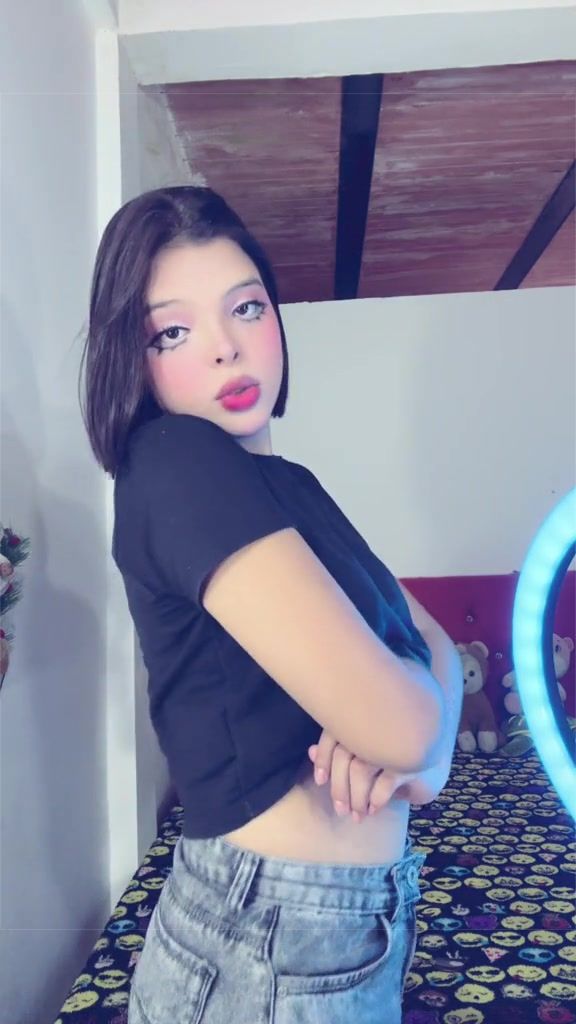 @Danna_LM02