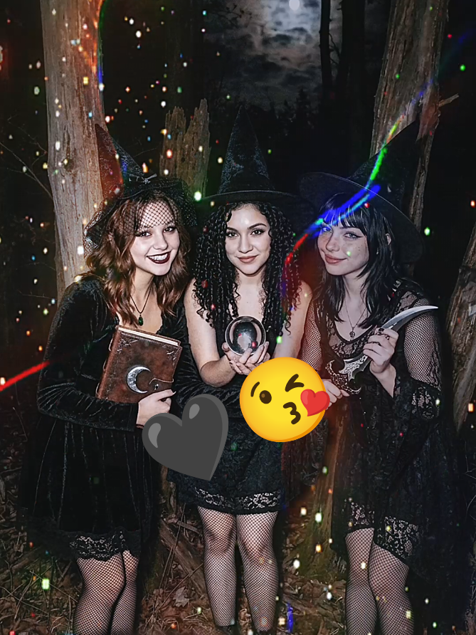 @Valentina Noir 🖤