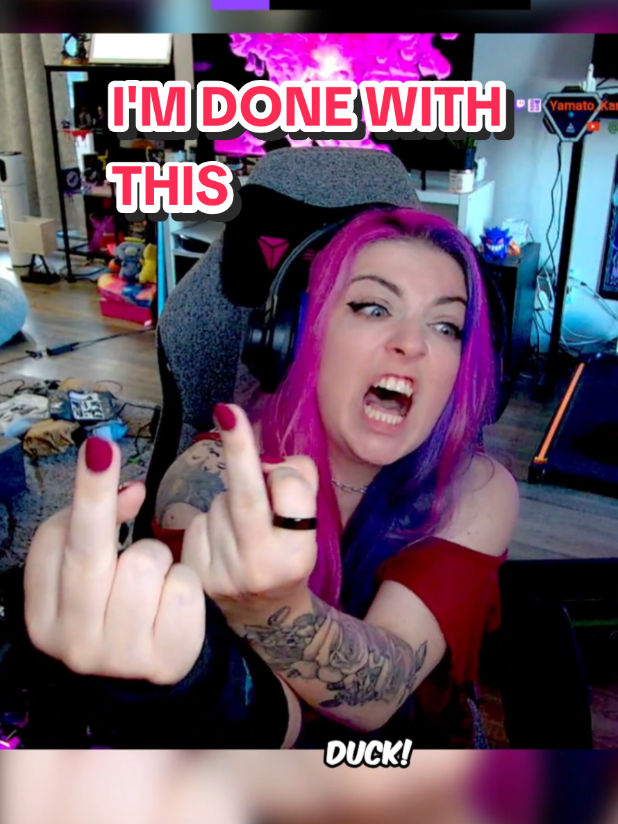 @WillowLeef 🔪 Horror Streamer