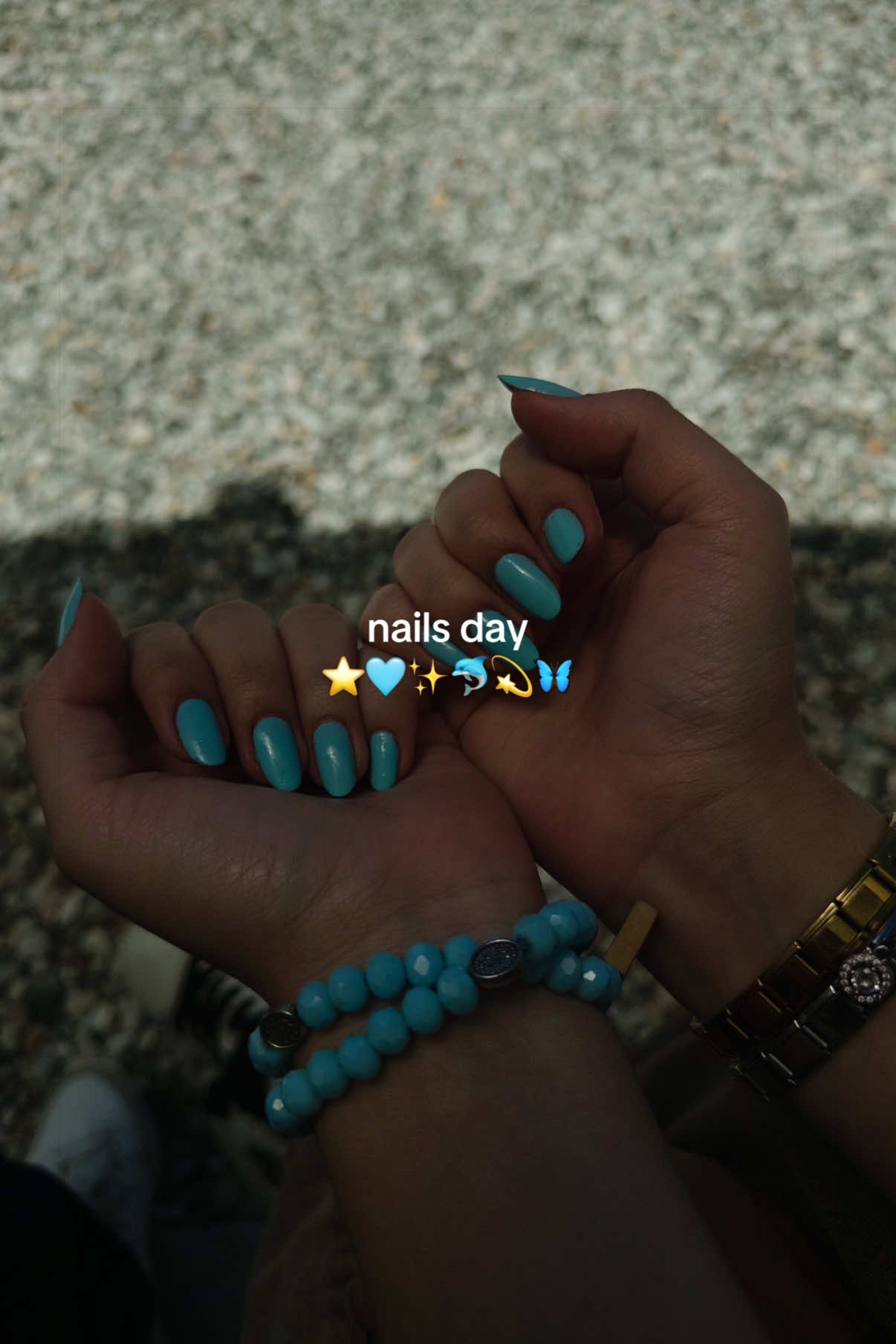 @Camila