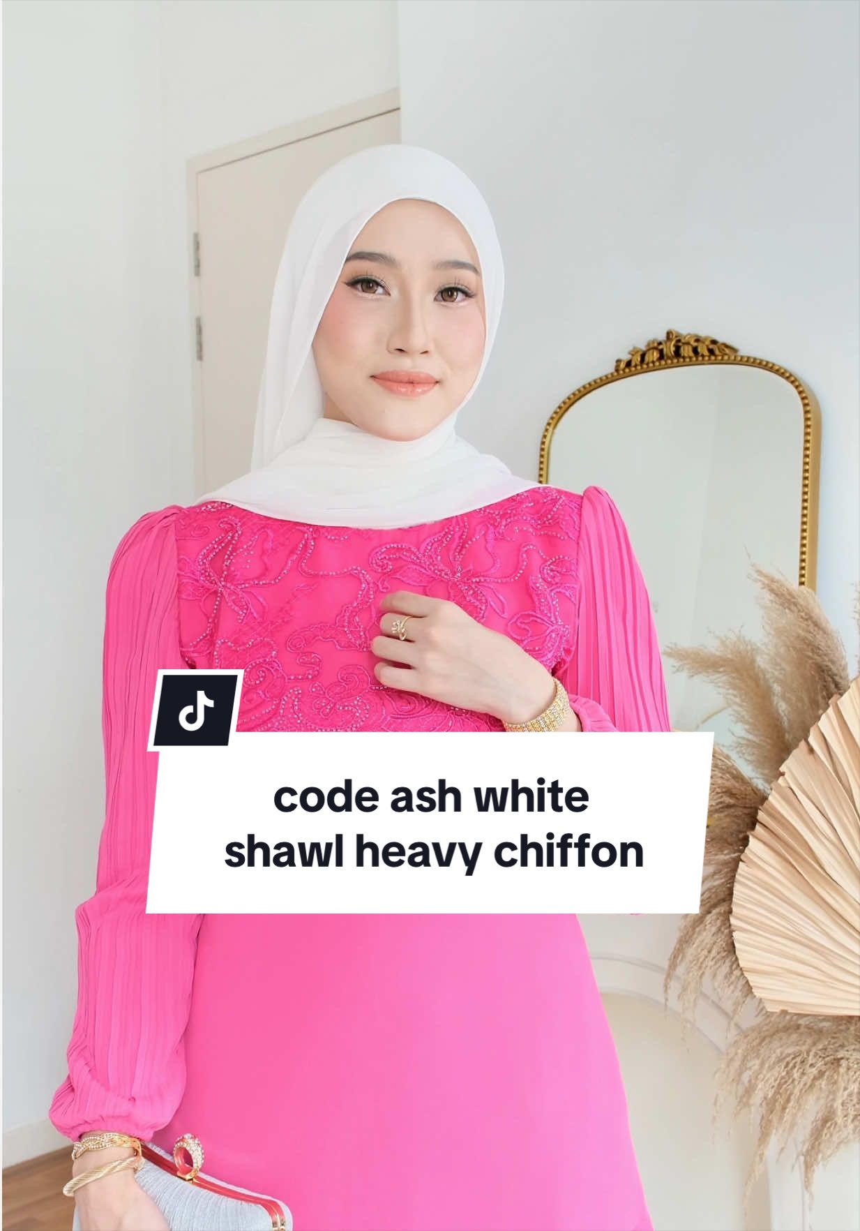 @AmyraHijab
