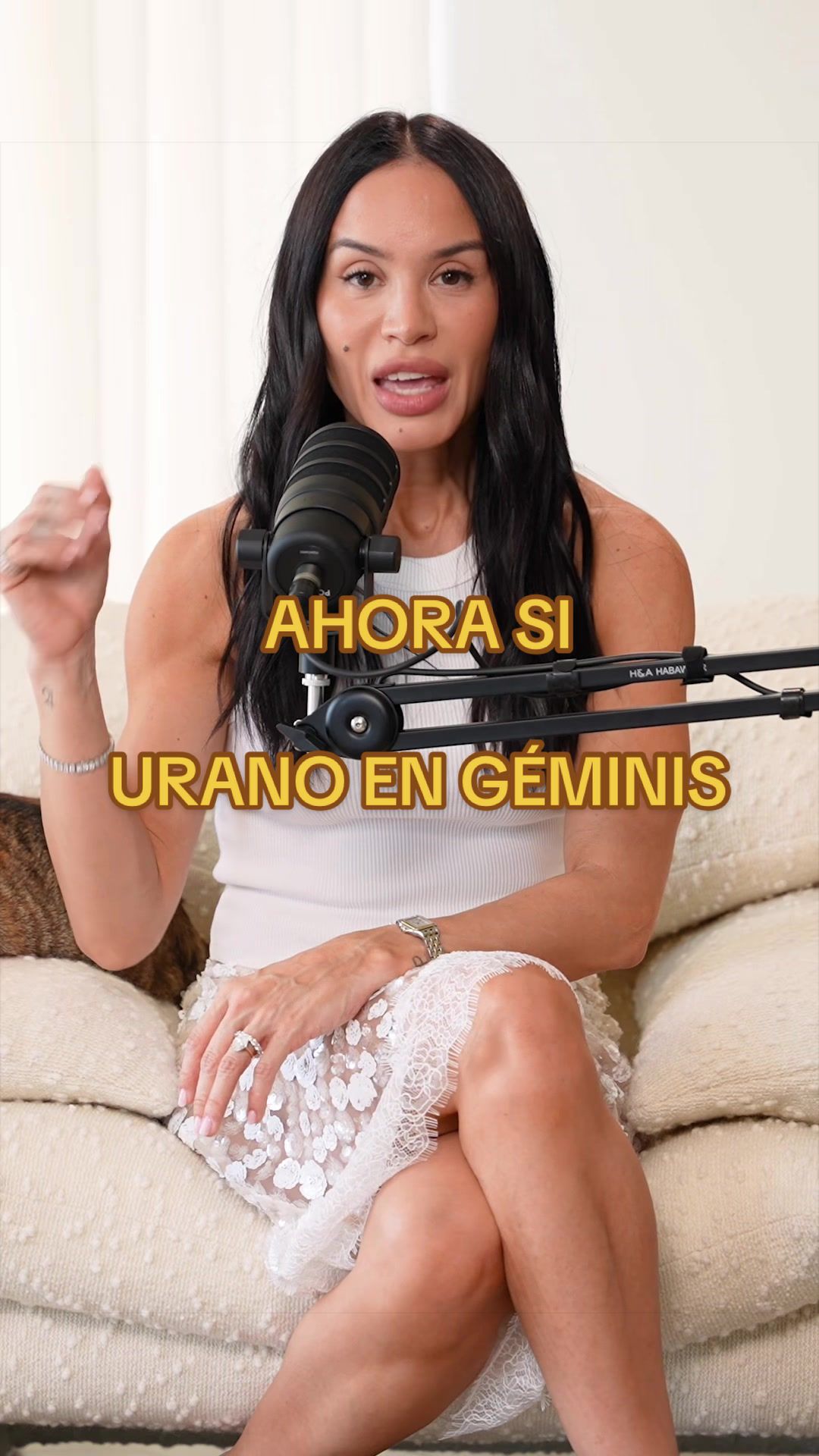 @Mia_Astral