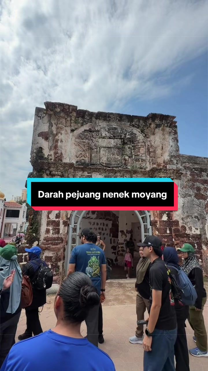 @Cikgu Aida (Lindungan Bulan)
