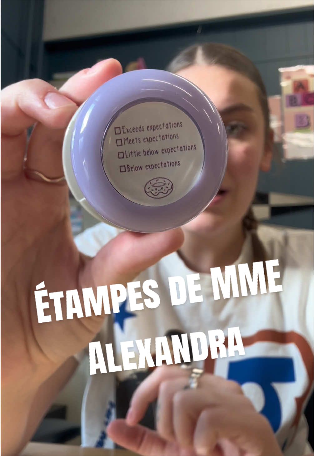 @✏️Corinne👩🏻&zwj;🏫
