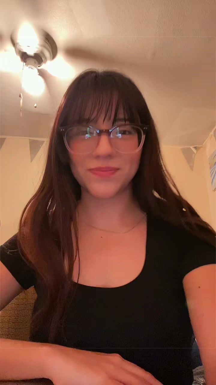 @elliesannd