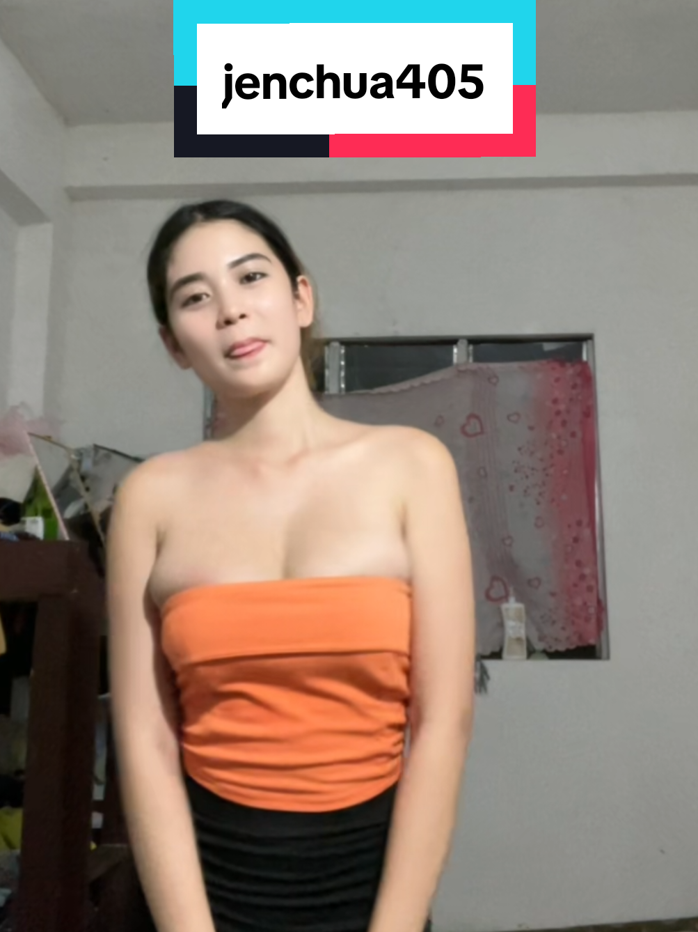 @HotPinayVibes