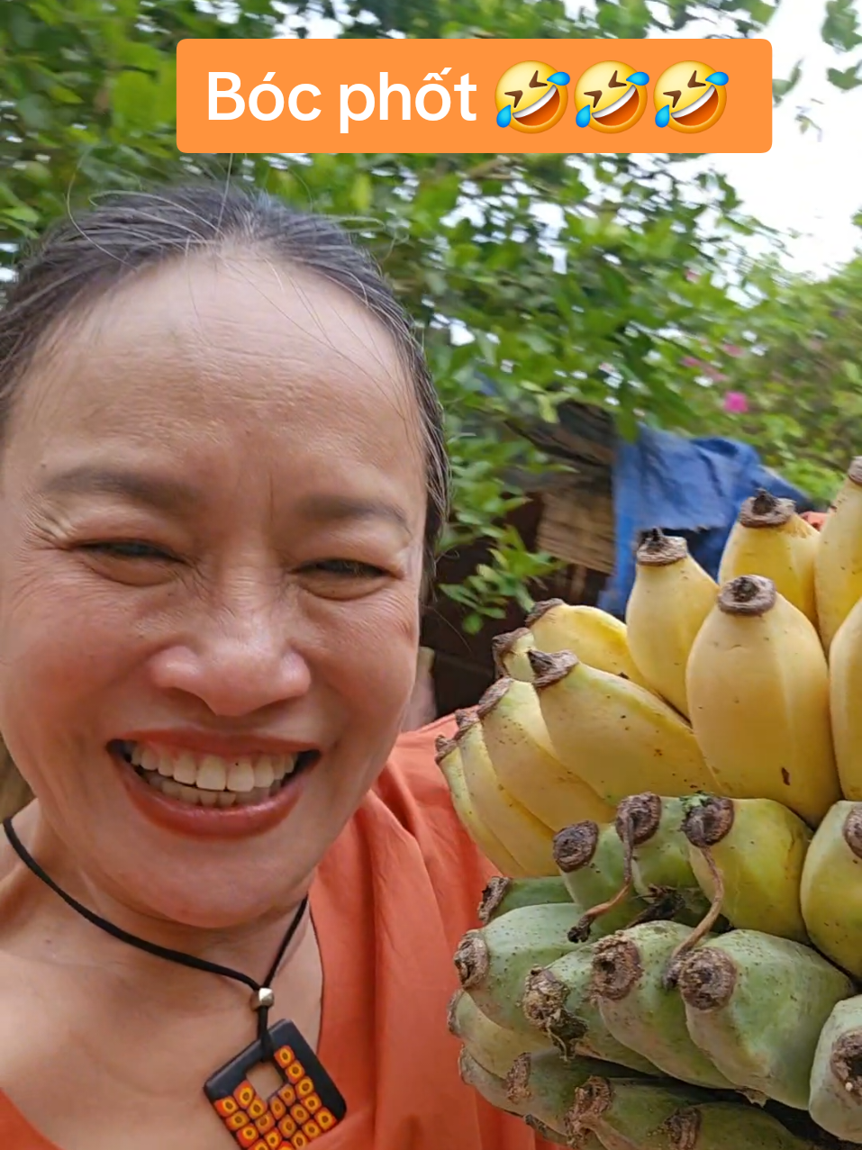 @Diễn vi&ecirc;n T&uacute; Oanh