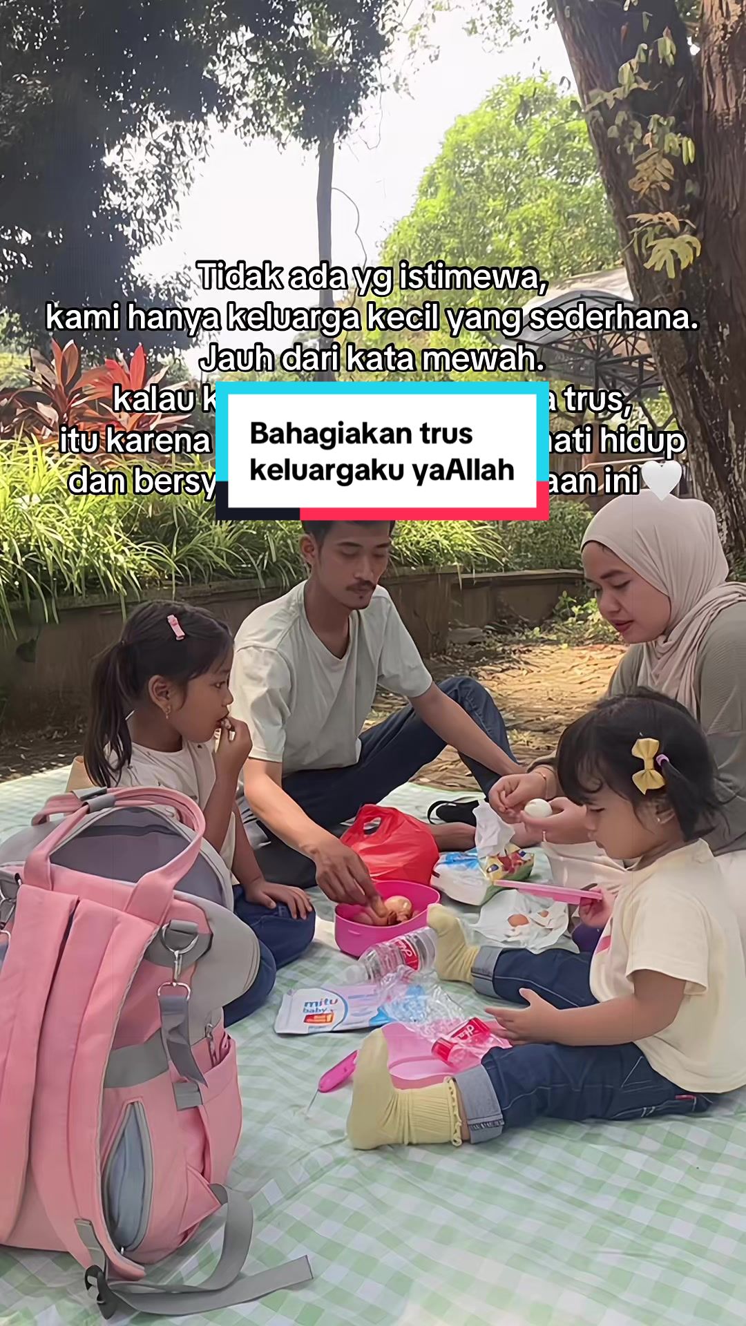 @Mama Anindya & Alinka