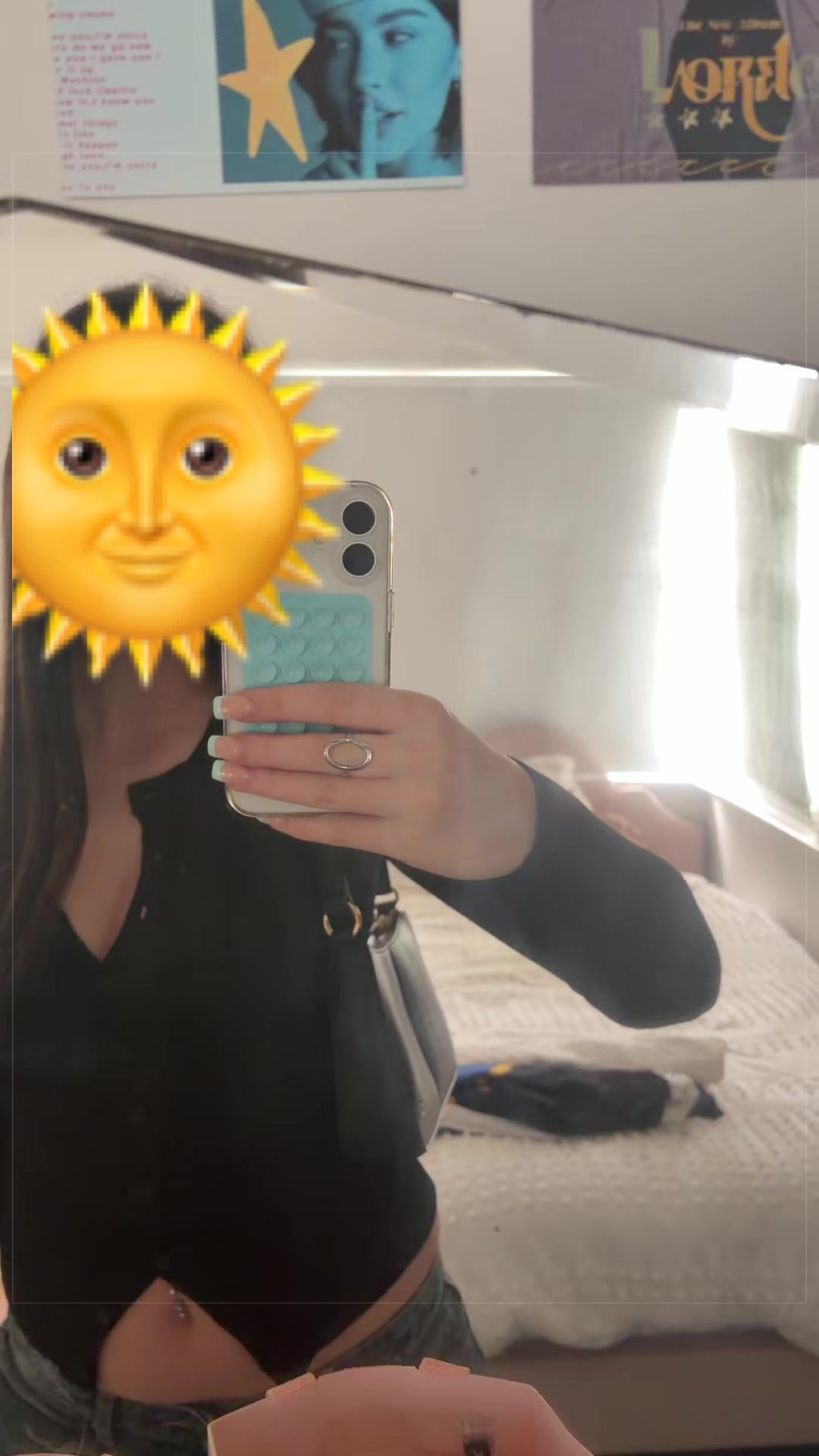@lolasecond