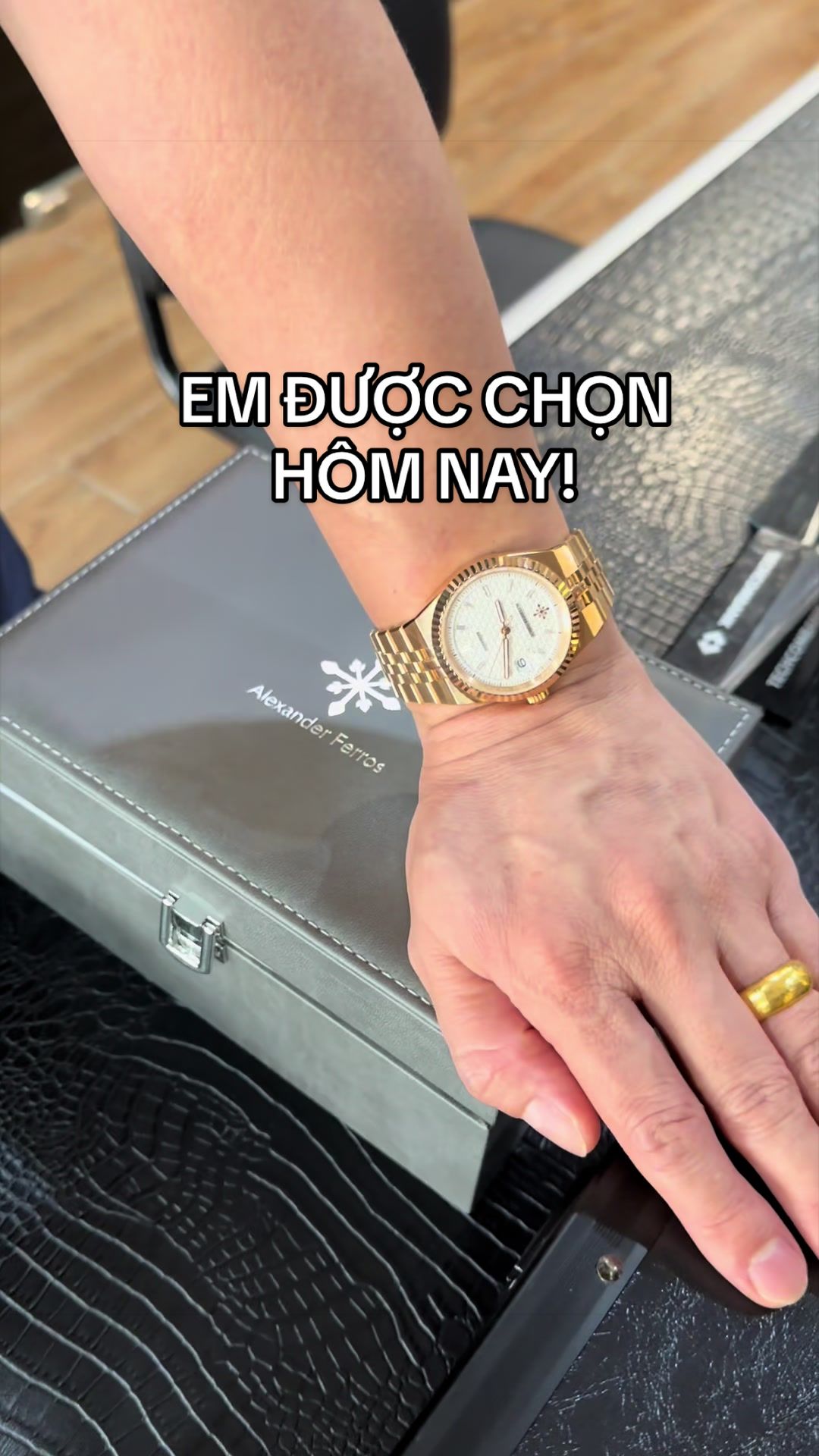 @Alexander Ferros Việt Nam
