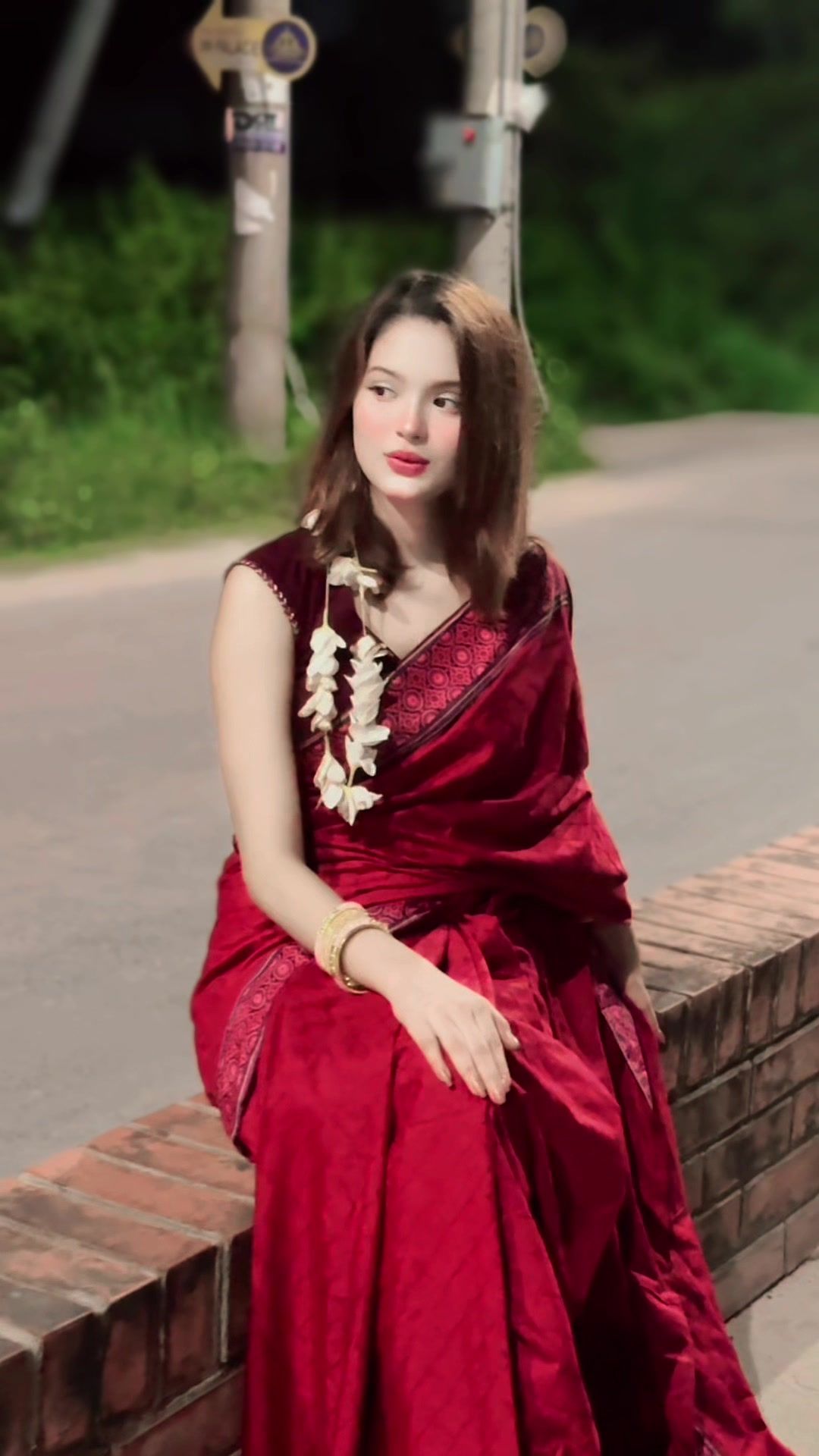 @eshaahsanpori