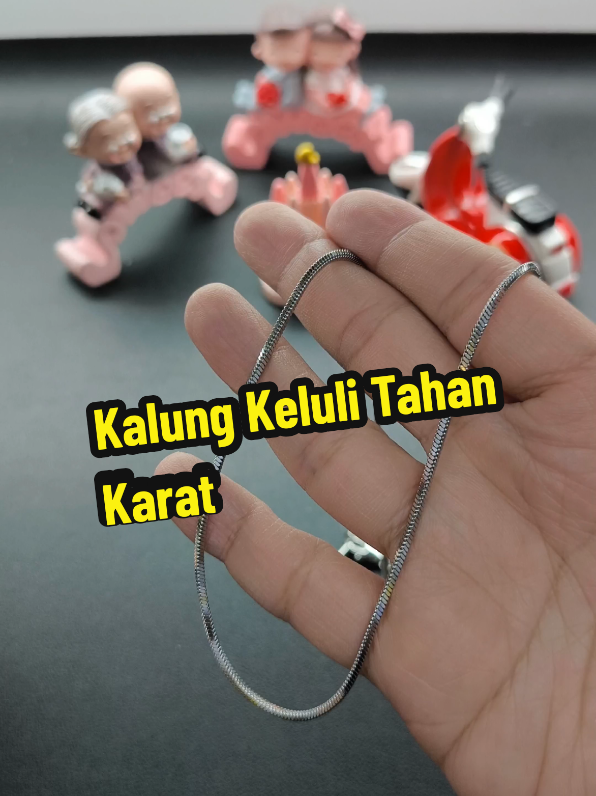 @FashionForUshop