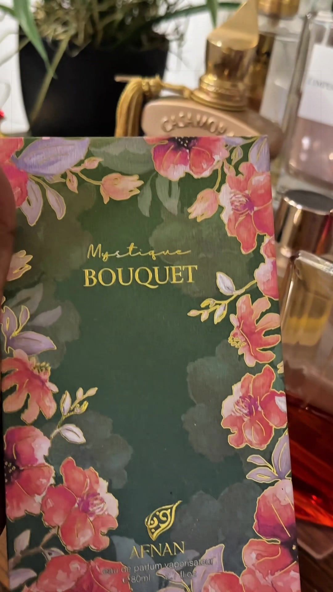 @Queen Perfumes Panamá