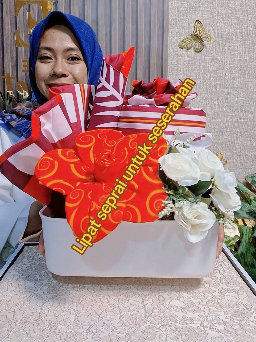 @Siti Fatimah|Gift Box